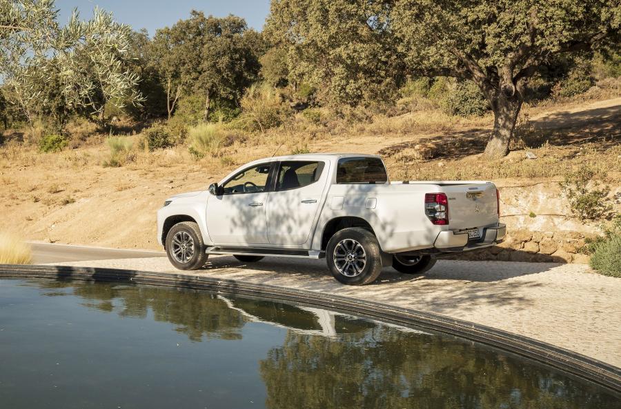  Mitsubishi L200 Double Cab 2019 года  (WW) (фото 28 из 42)